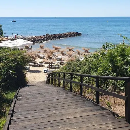 Havana Beach - St. Vlas *